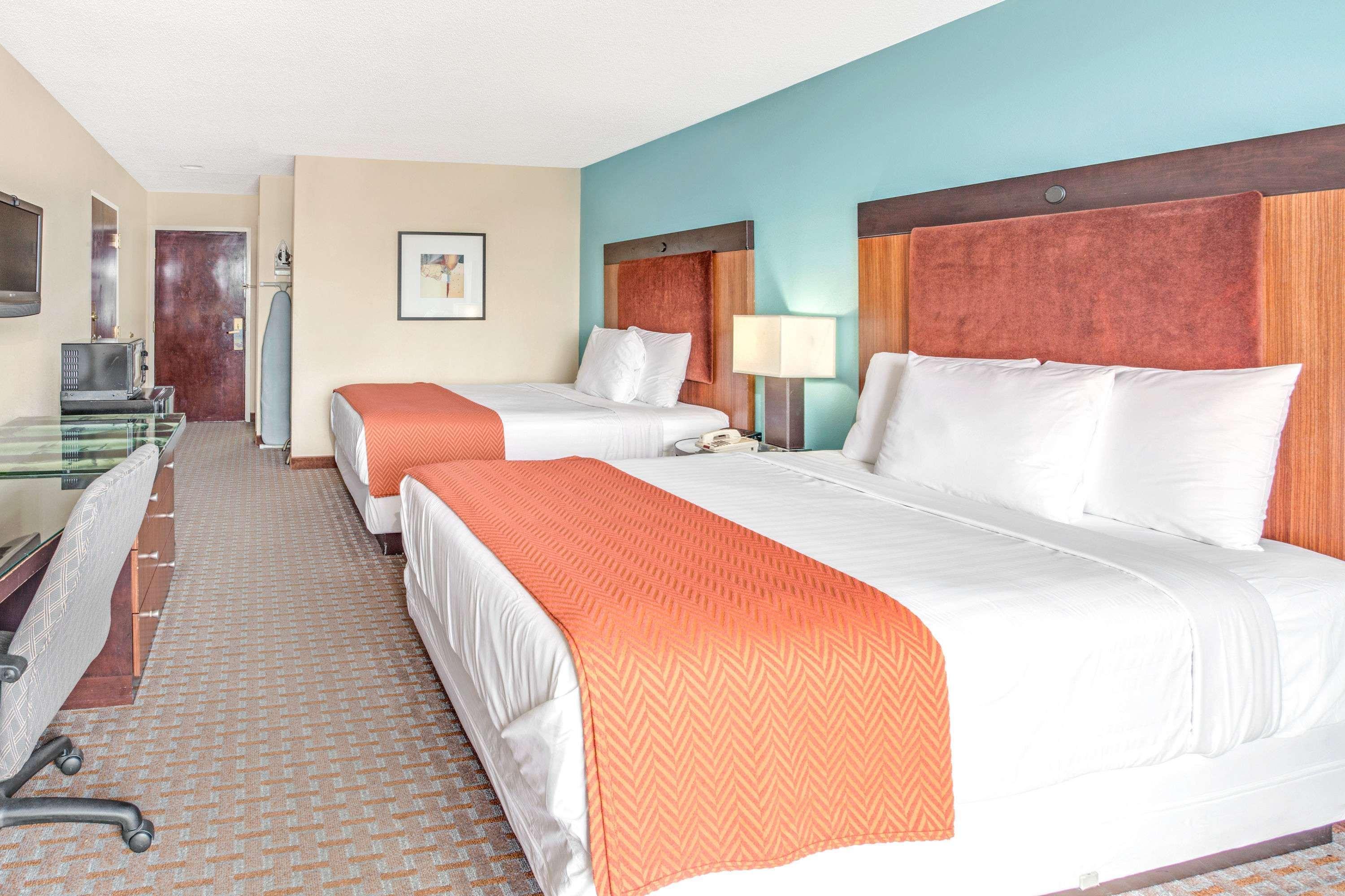 Готель Clarion Pointe Atlanta Airport College Park Екстер'єр фото
