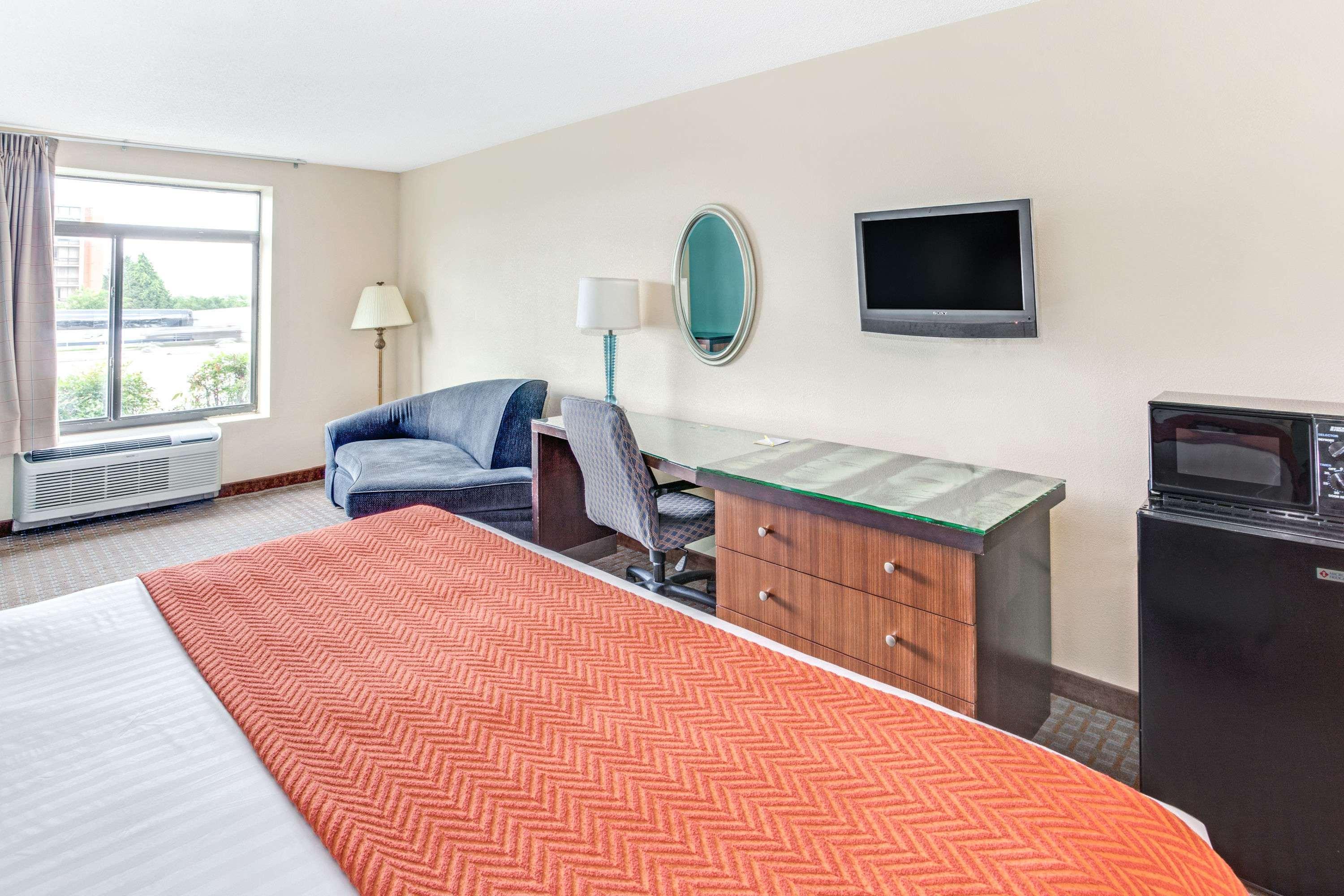 Готель Clarion Pointe Atlanta Airport College Park Екстер'єр фото
